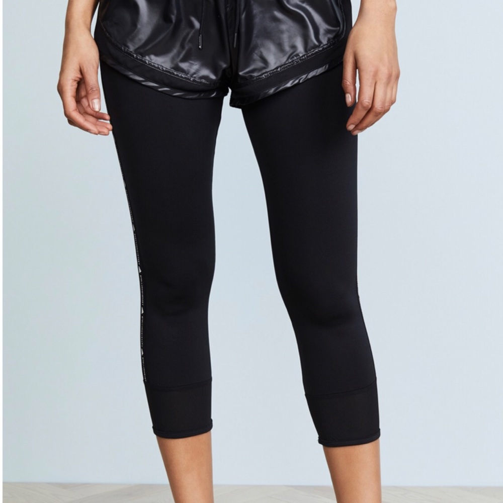BNWT adidas by Stella McCartney
Shorts Leggings XS